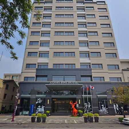 Golden Tulip Glory Fine Hotel Тайнань Экстерьер фото