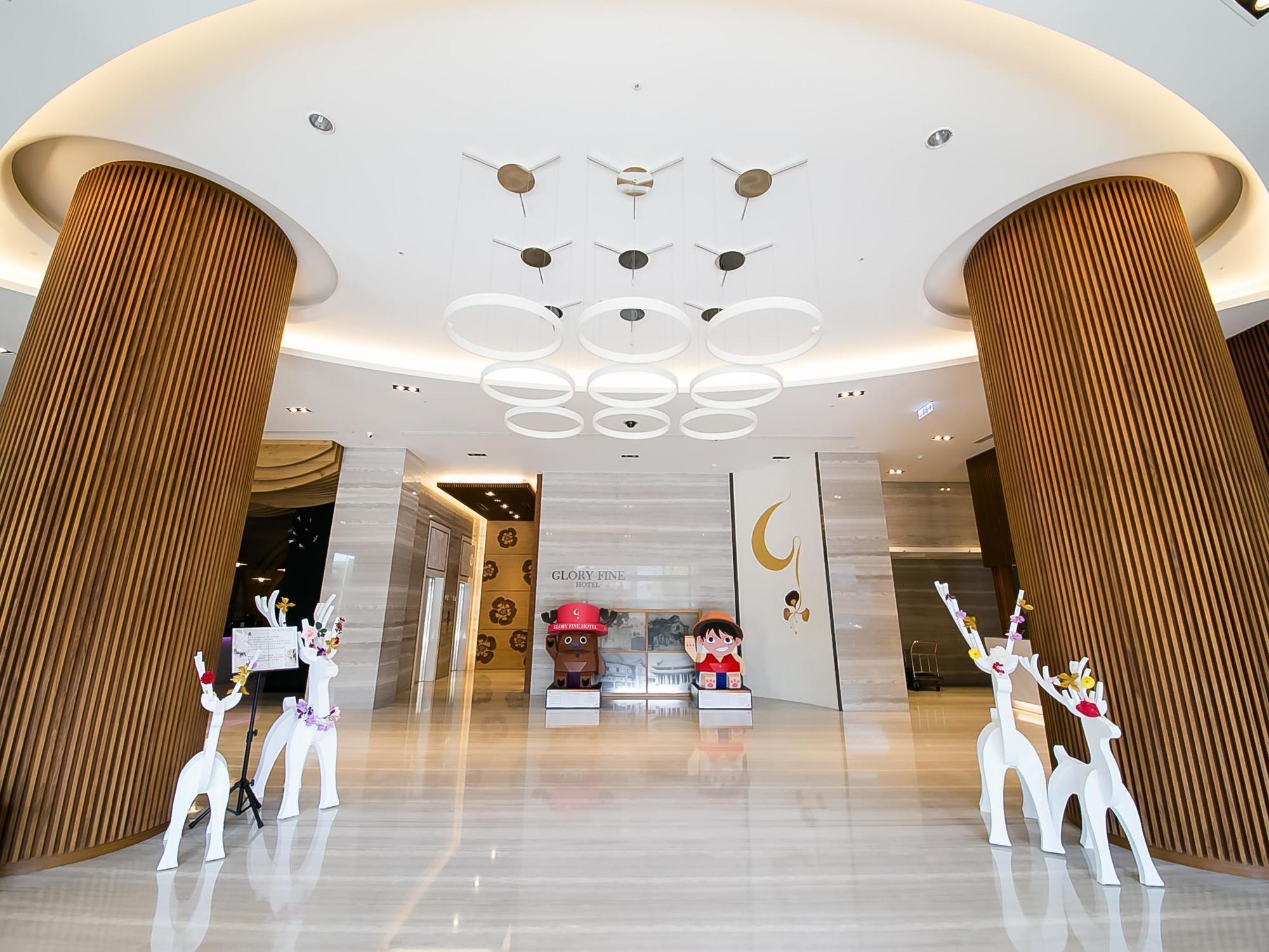 Golden Tulip Glory Fine Hotel Тайнань Экстерьер фото